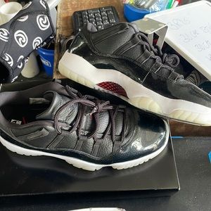 Jordan 11 low 72-10